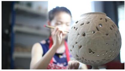 中外艺术家对话皇家御用第一窑 汝瓷的当代回响